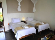 Mekong Riverside Boutique Resort & Spa