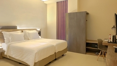 de Baghraf Hotel Sumenep by Amithya