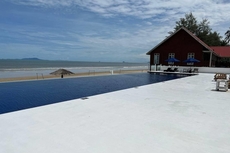 Villa Danialla Beach Resort