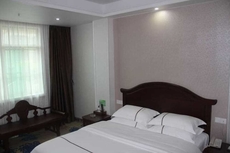 Linjiang Hotel