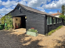 Remarkable 2-bed Barn in Downham Market