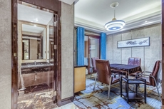 Four Seasons Goldensun Hotel