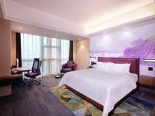 Hampton by Hilton Zhuzhou Hongqi Square