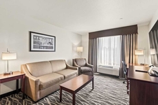 Riverstone Suites - Chippewa Falls