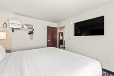 Riverstone Suites - Chippewa Falls