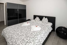 Apartments Mali Nono