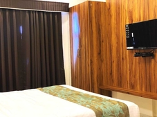 The Grand Sarovar Inn and Suites