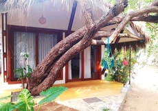 Sri Lanka Beach House Hotel and SPA