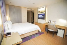 Lavande Hotels (Xianning Tonghui Square)