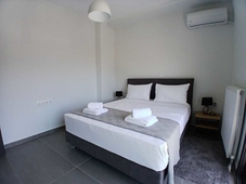 10 Apartments & Suites Athens