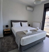 10 Apartments & Suites Athens