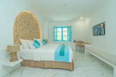 Loccal Collection Labuan Bajo