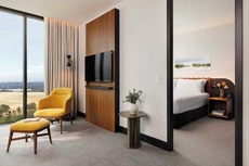 Crowne Plaza Adelaide Mawson Lakes, an IHG Hotel