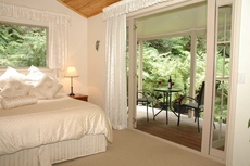 Myers Creek Cascades Luxury Cottages