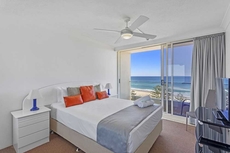 Southern Cross Beachfront Holiday Apartments