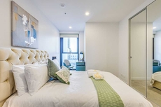 StayAU Hotel-Style Apartment BoxHill