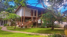 Pasir Putih Resort & Restaurant.