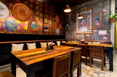 OYO 2410 Intan Hotel