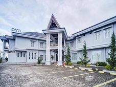 Capital O 540 Esther Hotel