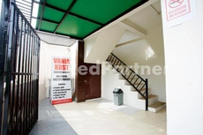 Vania Guesthouse near RS Adam Malik Medan RedPartn