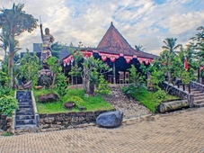 Capital O 92681 Randu Mas Hotel & Resort Taman Purbakala