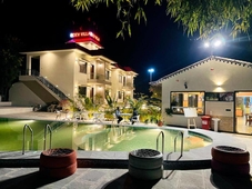 Dev Villa Resort