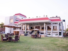 Riverarch Greenfields Resort