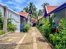 Neemrana's Coconut Alley