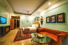 Mayfair Oasis Resort & Convention