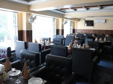 Hotel Rajhans International