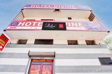 Hotel O Divine