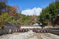 Geochang Choongsindang Donggae Jeongon Gotek