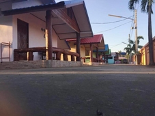 Ruenmai Homestay Lahansai