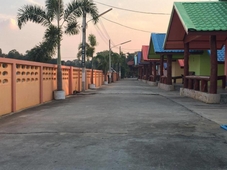 Ruenmai Homestay Lahansai
