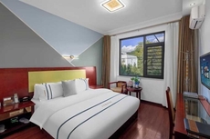 Anning Chunchunyuan Hotel