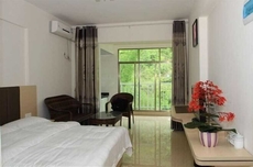 Bama Shanshui Bipoyuan Hotel