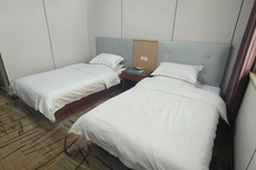 Xinyang Lingyun Hotel Chain