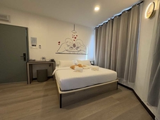 Ru Jia Hai She Hotel