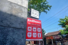 RedDoorz near Jumbo Mall Sragen