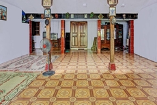 SPOT ON 92535 Guest House Pak Darso