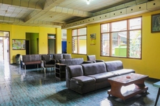 OYO Life  1708 Hotel Budi Famili 1 Syariah