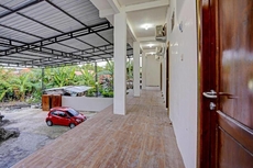 OYO 91653 Grand Syariah Hagawa Lamongan  Near SPORT CENTER LAMONGAN