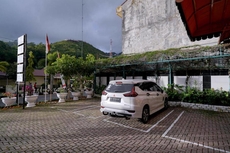 RedDoorz Plus @ Jalan FL Lumban Tobing Sibolga