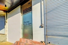 Flagship Hotel White Hut