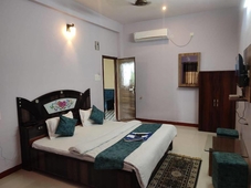 Hotel Shivalay Palace Maheshwar