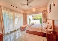 Glen Castle Vagamon by VOYE HOMES