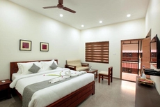 Green Planet Hotel Mattannur