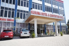 OYO 93205 Kusuma Hotel And Convention Hall