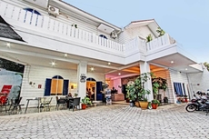 Capital O 92895 House N Caffe 55