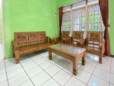 Guest House Hj Muriyah Syariah Slawi Mitra RedDoorz